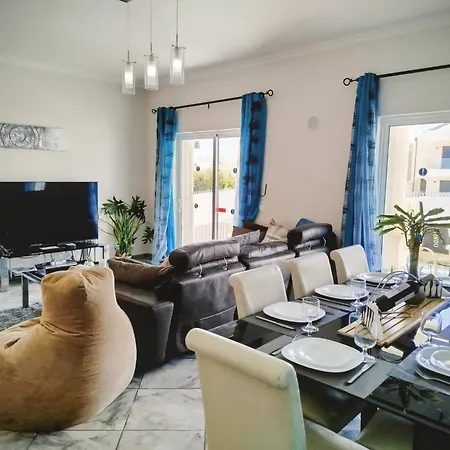 빌라 Vivenda Luz - Jacuzzi & Swimming Pool