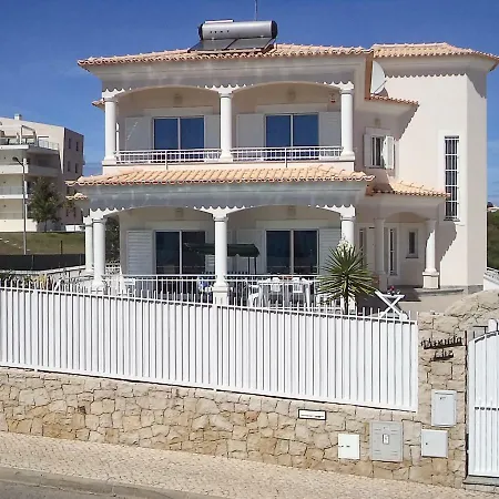 Вилла Vivenda Luz - Jacuzzi & Swimming Pool Албуфейра
